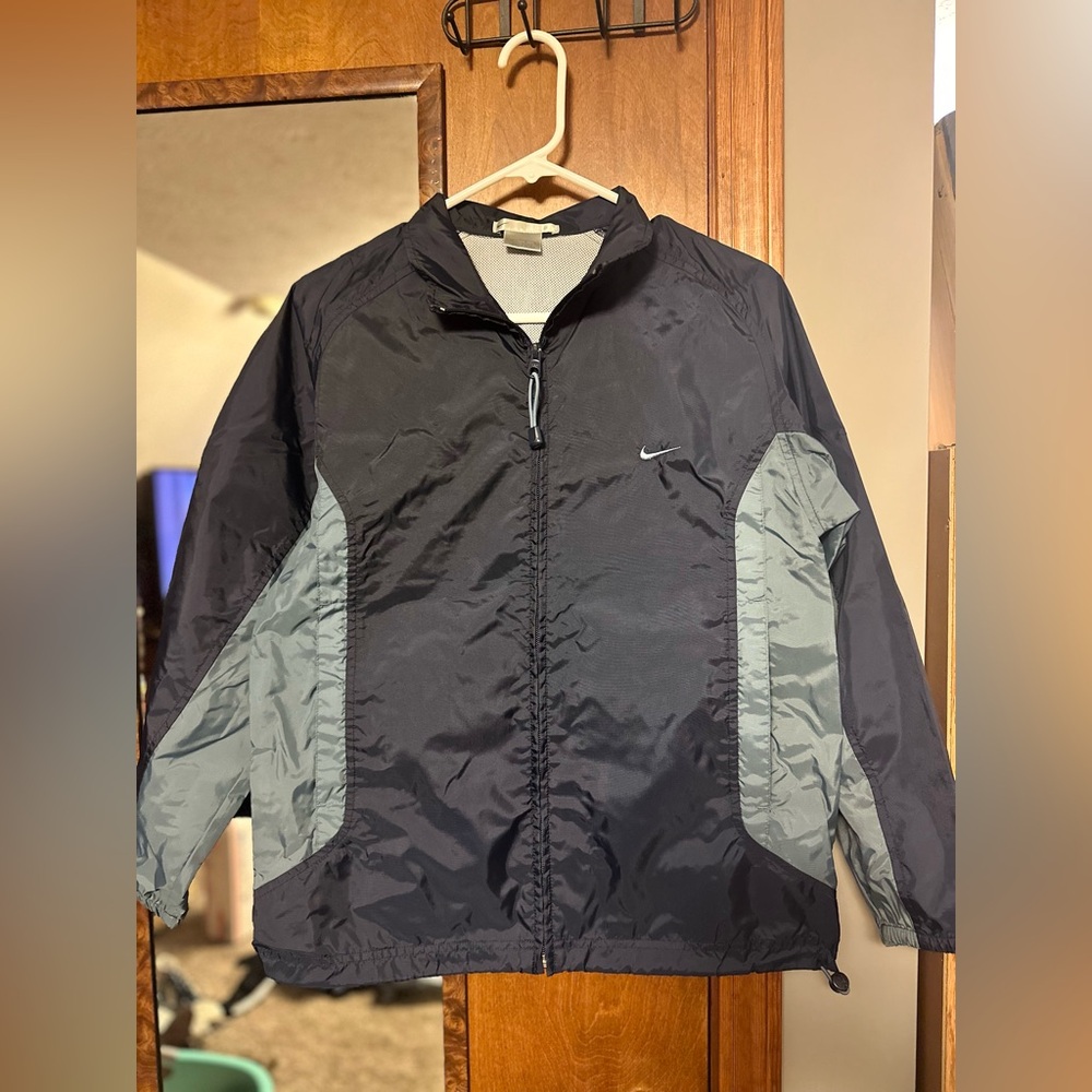 NWOT Vintage y2k youth Nike windbreaker